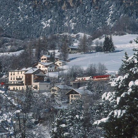 Hotel Grischuna Filisur Exteriör bild
